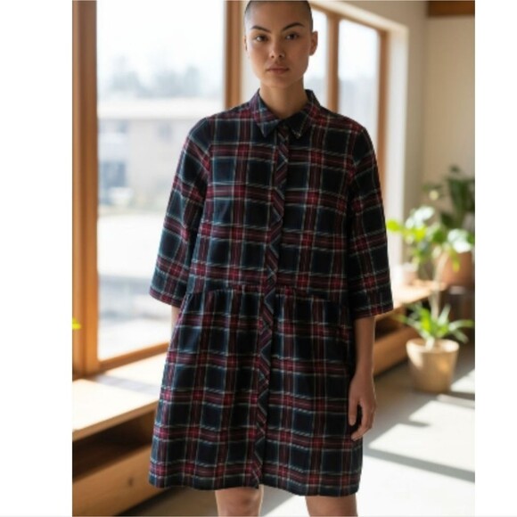 NWT Tuckernuck Highland Tartan Royal Dress Size Small plaid Holiday Photos - Picture 8 of 8
